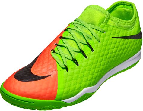 indoor nike hypervenom